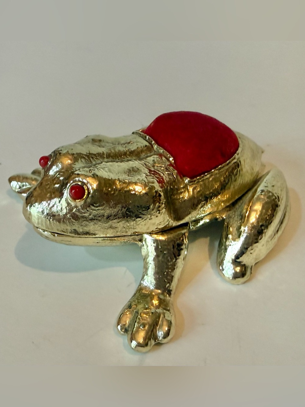 Vintage Gold Metal Pin Cushion Frog Trinket Box